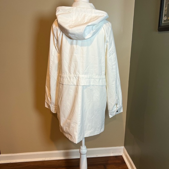 Vince Camuto White Rain Jacket Hooded Size M Water & Wind Resistant Lightweight - Picture 7 of 13